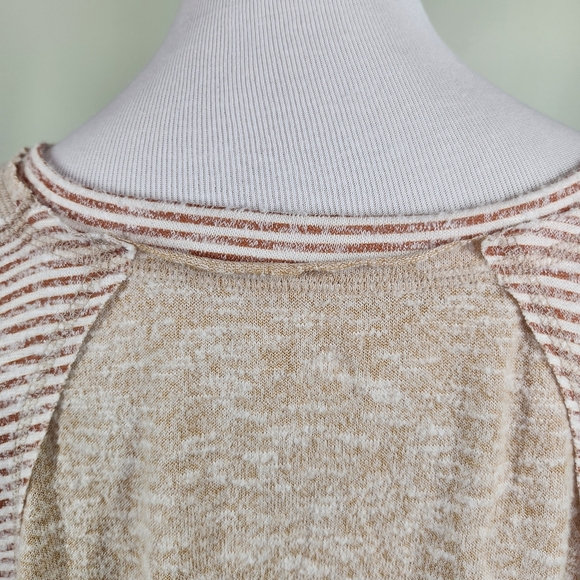 Cato Plus Size 3/4 Sleeve Top, sz 22-24 - Picture 5 of 6